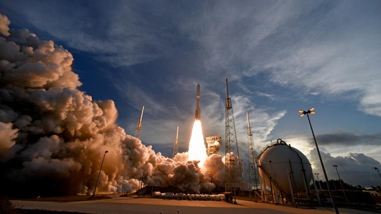 Amazon schickt erste Internet-Satelliten ins All
