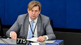 Ex-Mitarbeiter von AfD-Politiker Krah wegen Spionage angeklagt