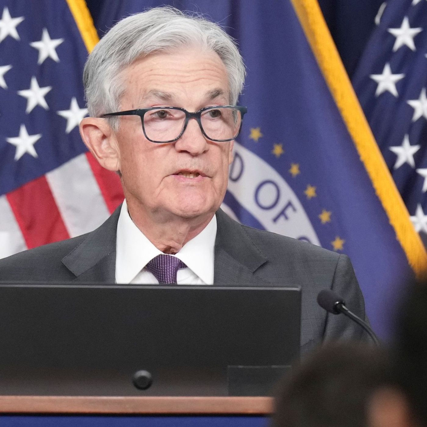 Auf Kollisionskurs mit Trump: Fed tastet Leitzins nicht an