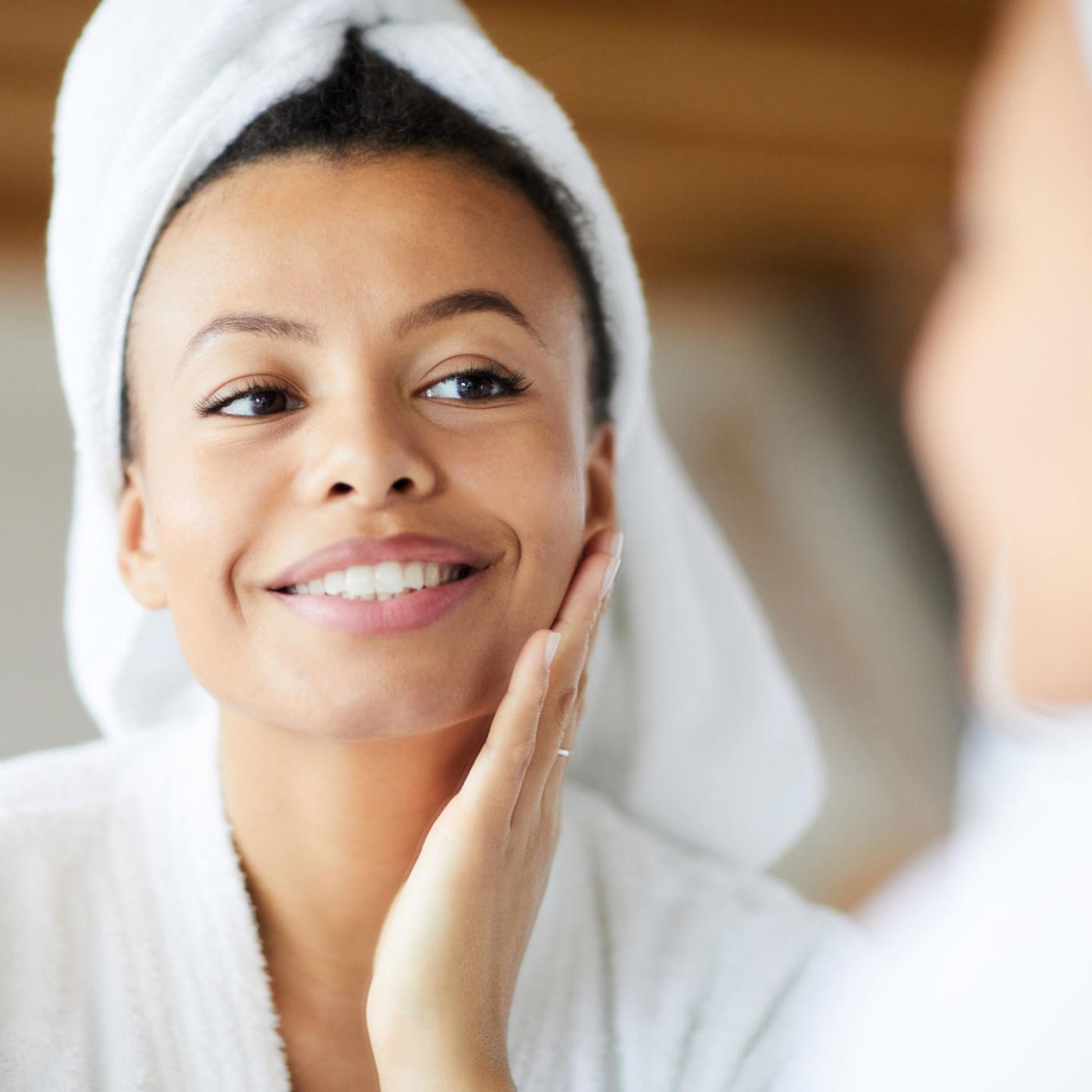 Weniger ist mehr: So wenden Sie Retinol-Serum richtig an