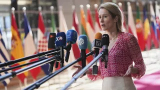 Die EU beschliesst Ende der Wirtschaftssanktionen gegen Syrien