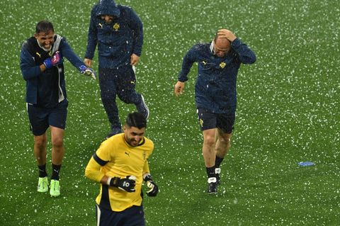 Gewitter mit Hagel: DFB-Spiel gegen Portugal verzögert sich