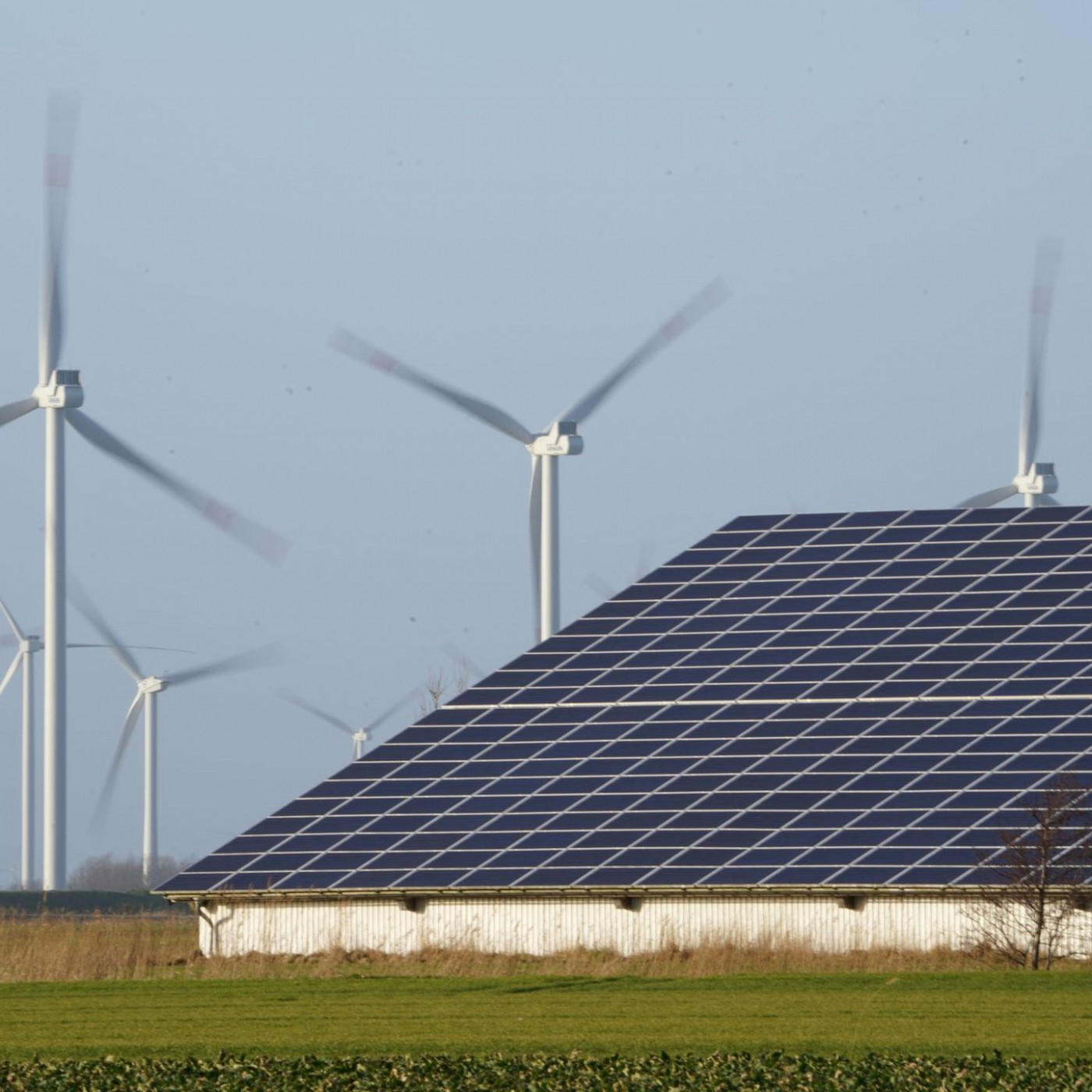 Drohen an Pfingsten Stromausfälle an durch zu viel Wind und Sonne?
