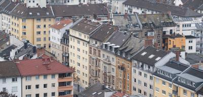 Rund jeder Siebte zahlt mehr als halben Monatslohn für Miete
