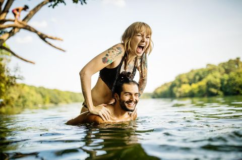 Warum wir im Urlaub besonders offen für die Liebe sind – und die Orgasmen besser