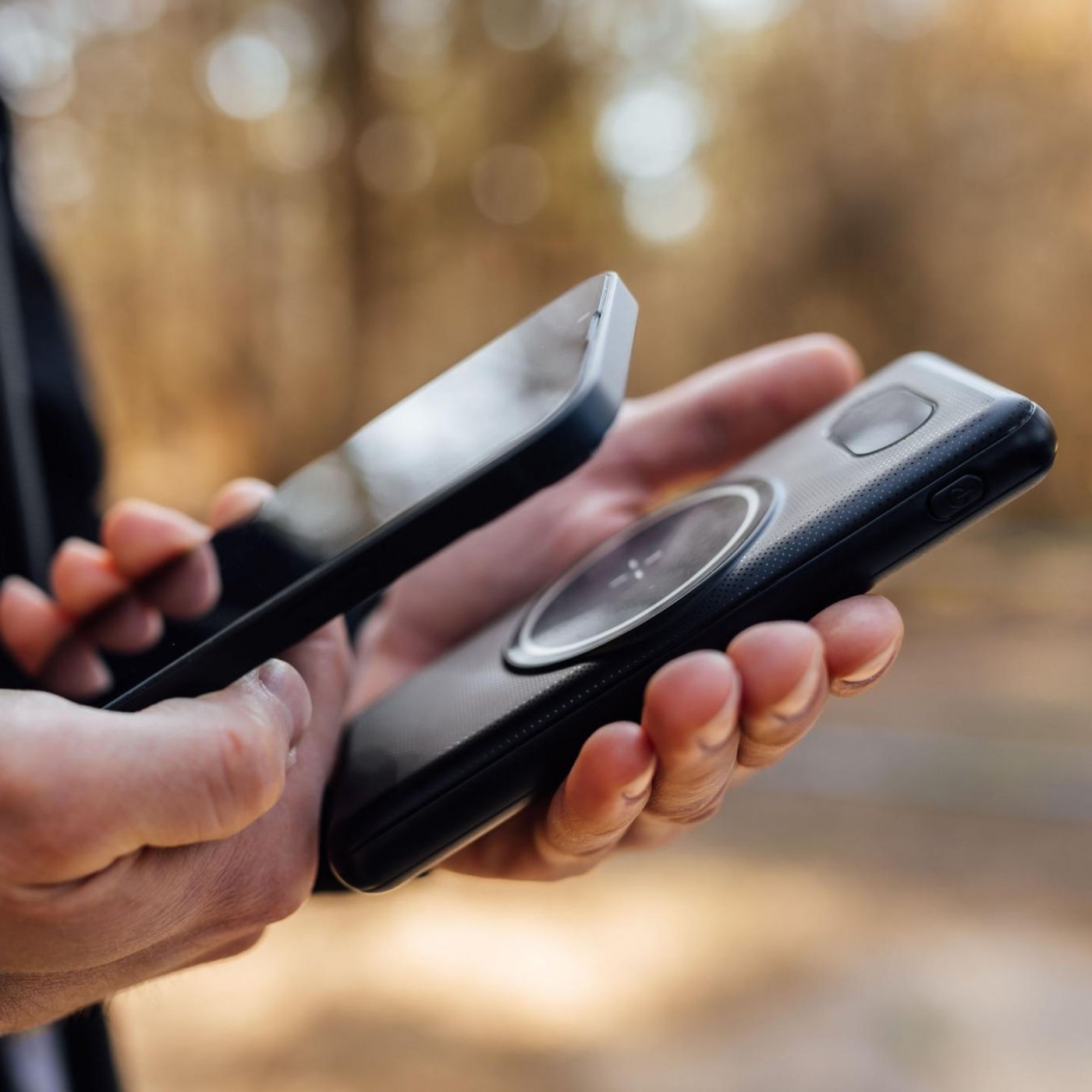Magnetische kabellose Powerbank für 27 statt 55 Euro: Die Top-Deals am Dienstag