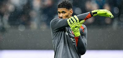 „Wie kannst du so einen Ball halten?“