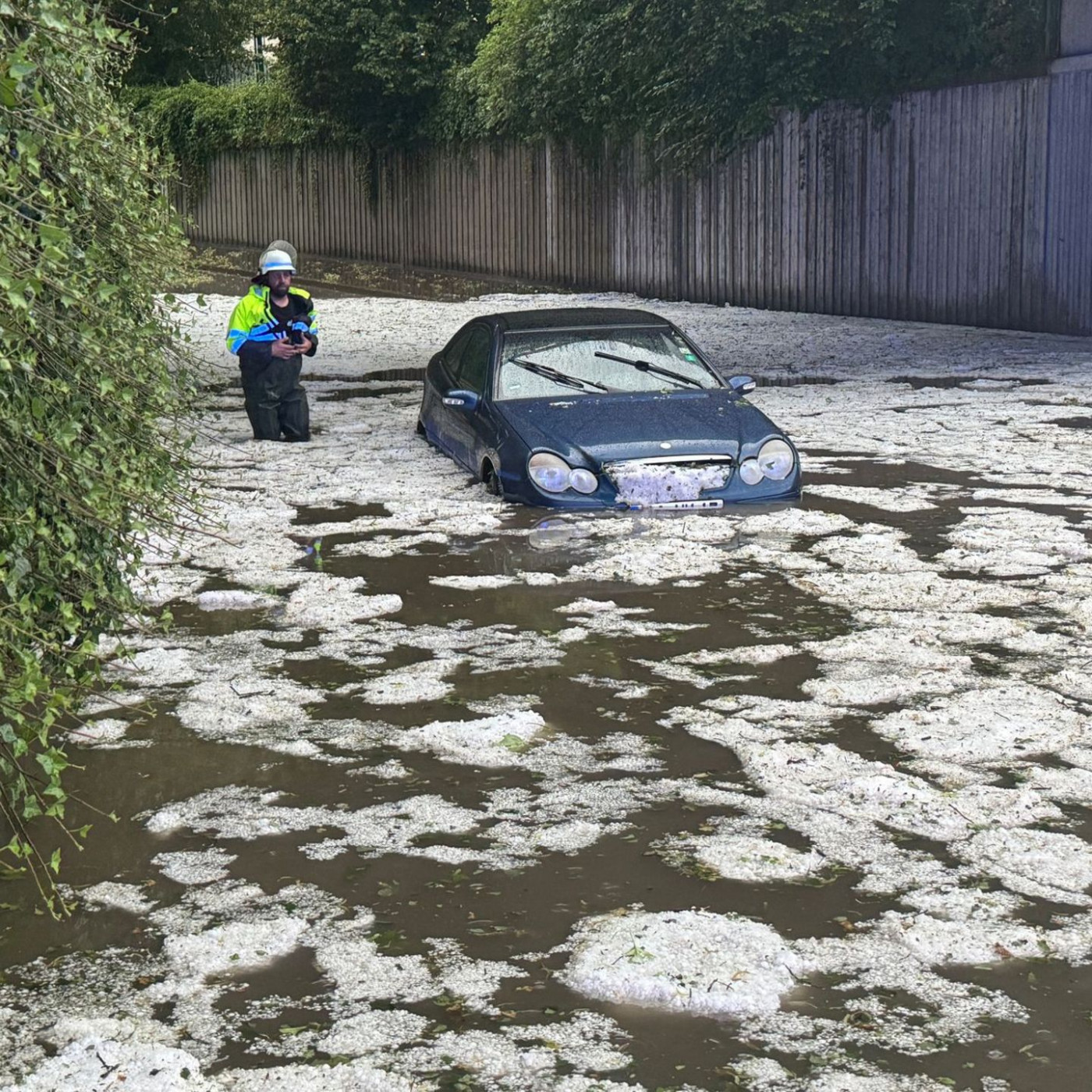 Sturm und Hagel: 1,3 Milliarden Unwetterschäden an Autos