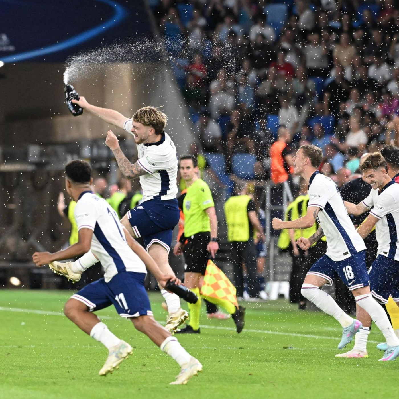 England gewinnt umkämpftes Finale gegen Deutschland in der Verlängerung