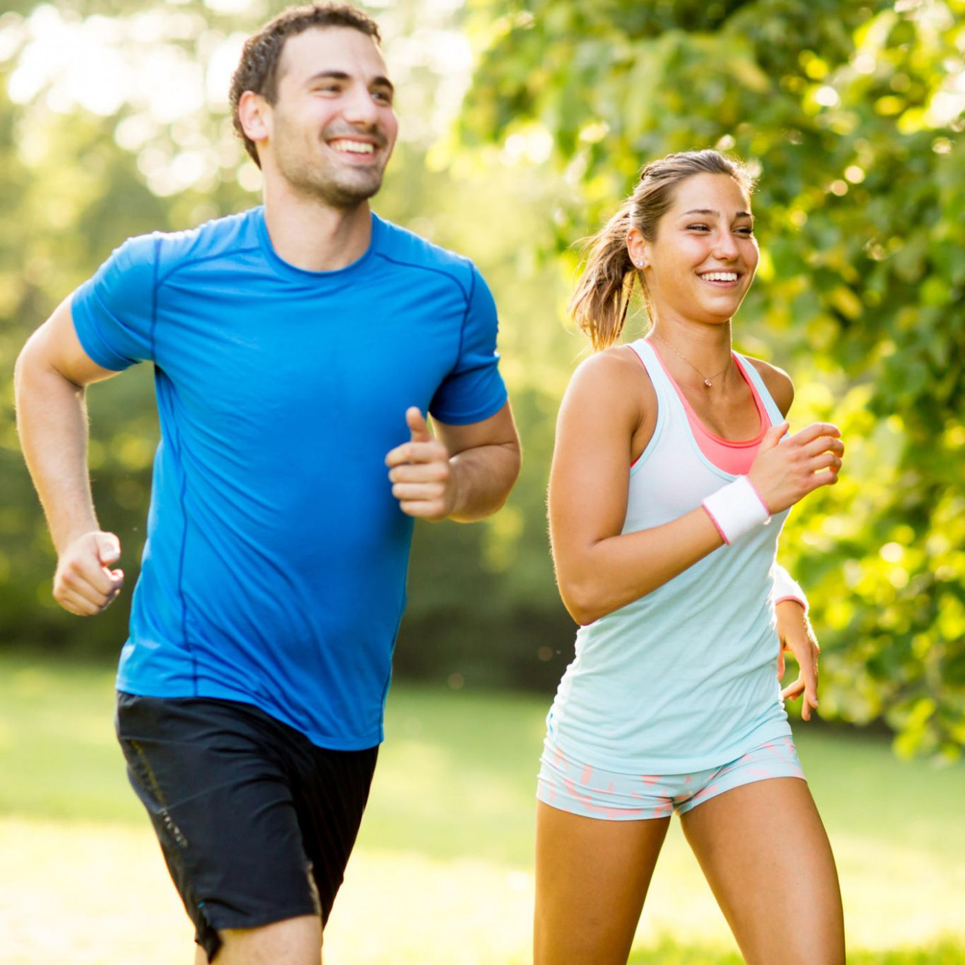 Zehn Dinge, auf die Sie beim Sport im Freien bei Hitze achten sollten