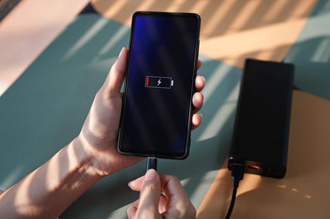 Powerbank mit Schnellladefunktion 82 % günstiger: Top-Deals am Dienstag