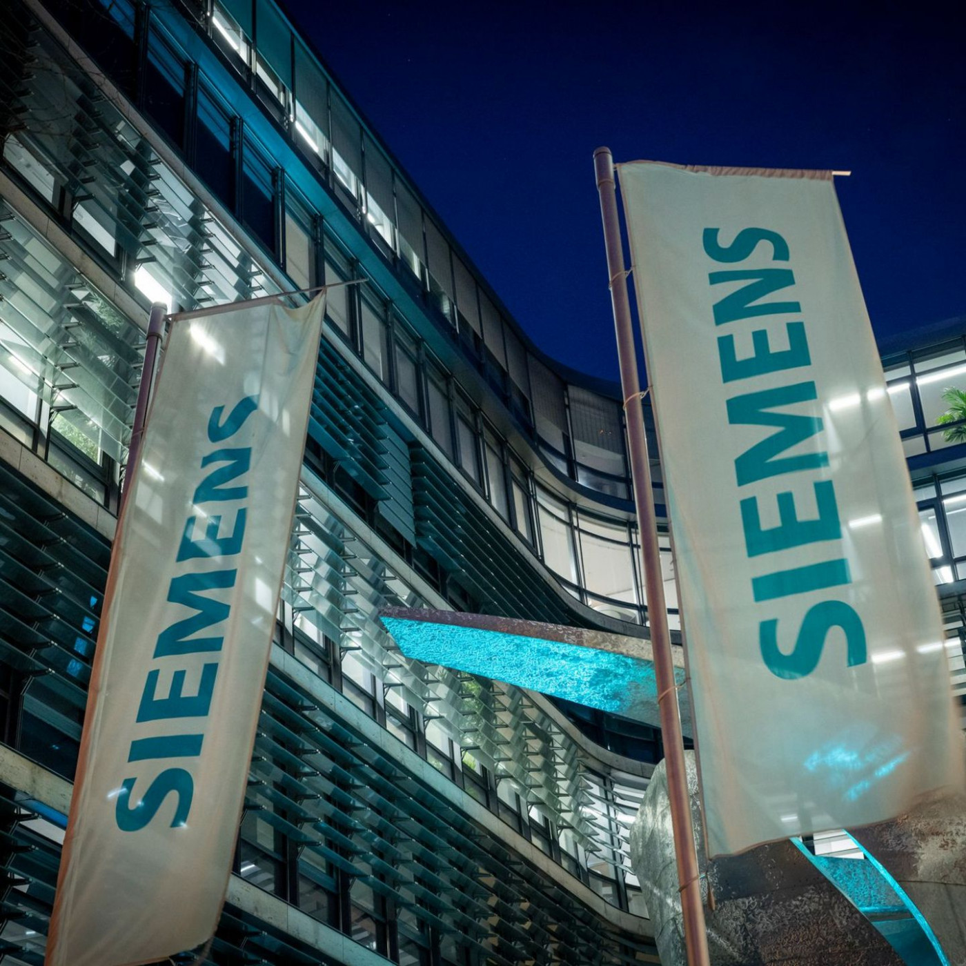 Siemens baut in Eintracht um und ab und auf