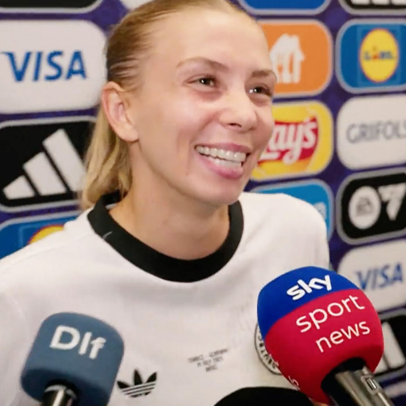 DFB-Frauen nach Wahnsinnsleistung: "Die Mädels waren einfach krass heute"