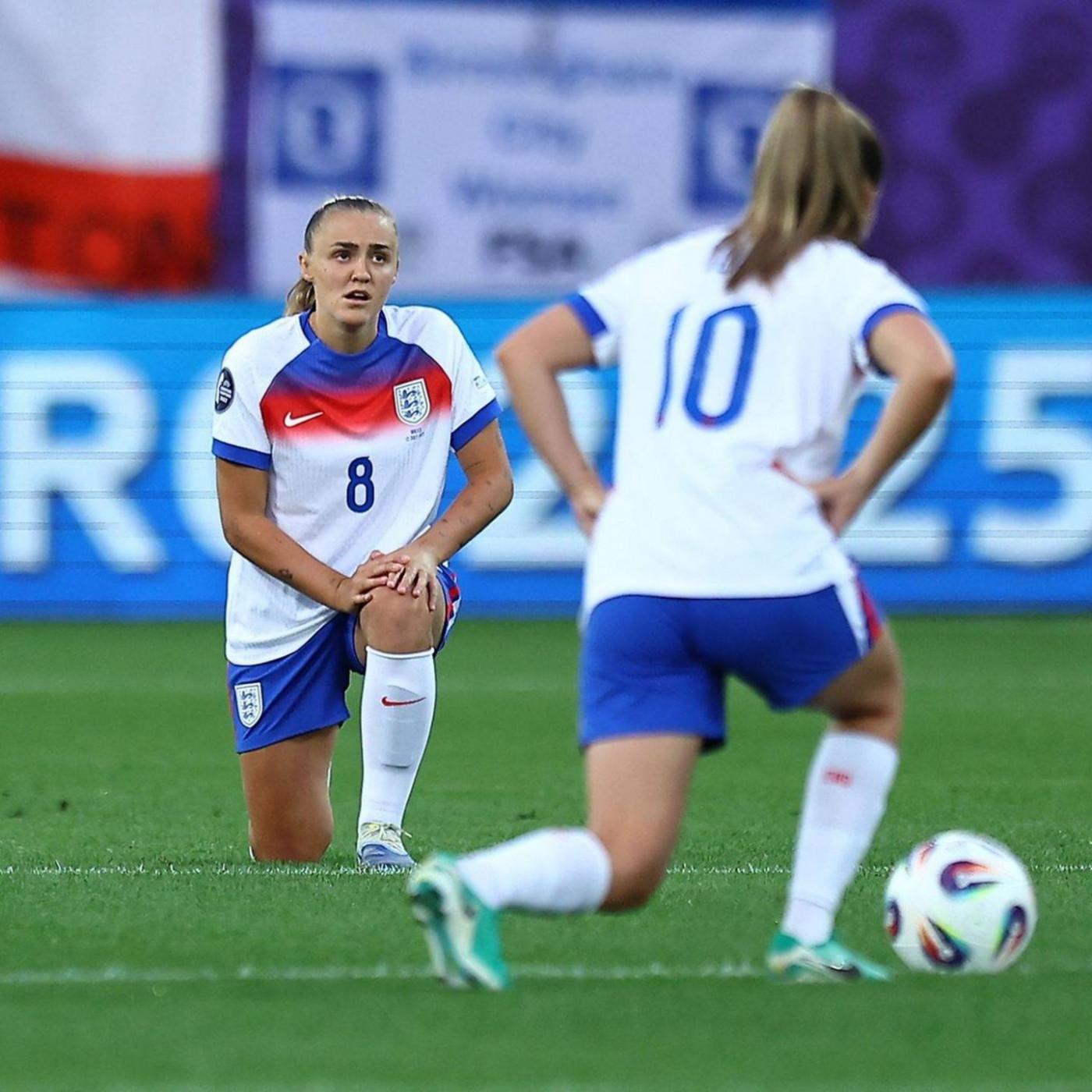 Warum Englands Fußballerinnen jetzt auf ihre Anti-Rassismus-Geste verzichten