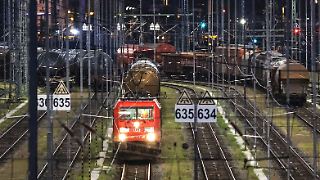 EVG fürchtet Kahlschlag bei der Bahn