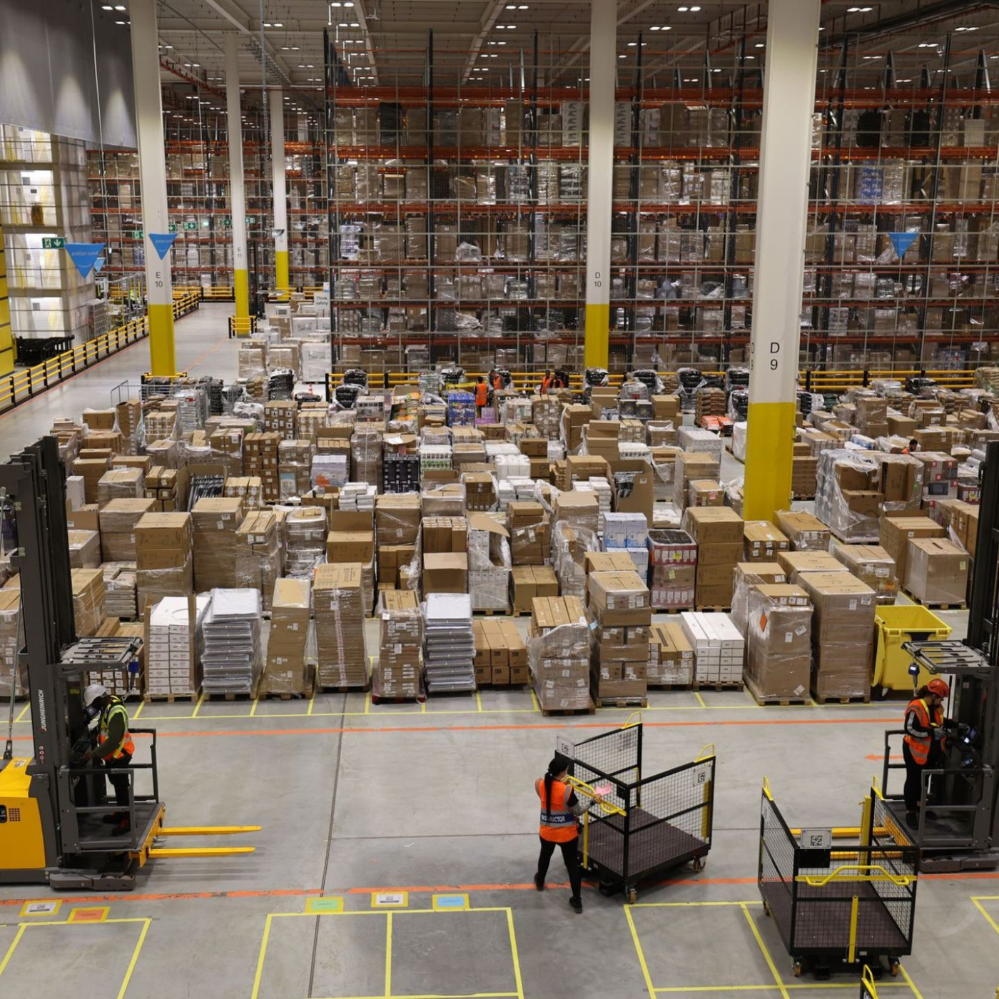 Amazon erhöht Einstiegslöhne in der Logistik