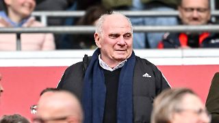 Bericht: Uli Hoeneß wird kurz im Krankenhaus behandelt