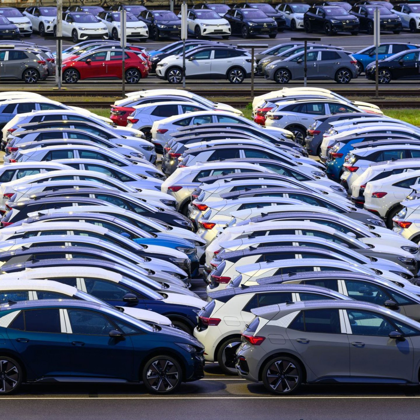 Fast jedes fünfte neue Auto im Juli fährt elektrisch