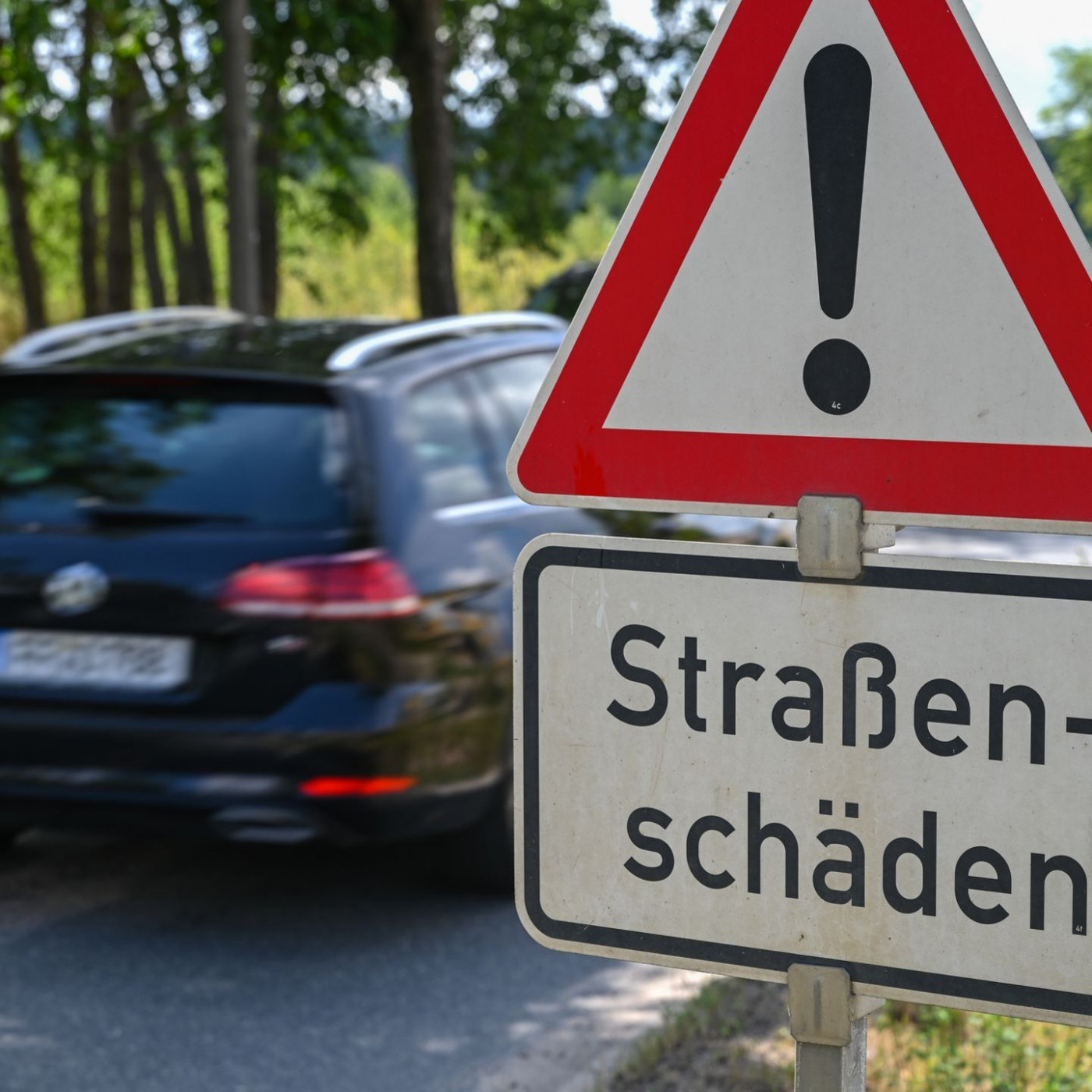 Fast 25.000 Kilometer Fernstraßen mit Schäden