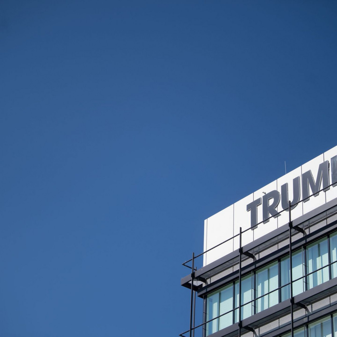 Trumpf stellt Technologie für Rüstungsindustrie bereit