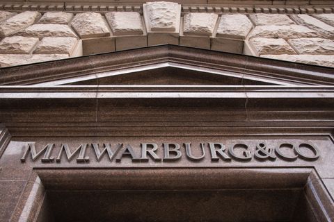 Schlappe für Warburg Bank im Streit um Millionen-Forderungen