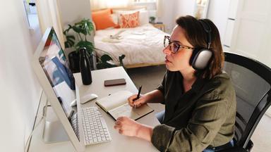 Fast jedes dritte Unternehmen plant mehr Homeoffice