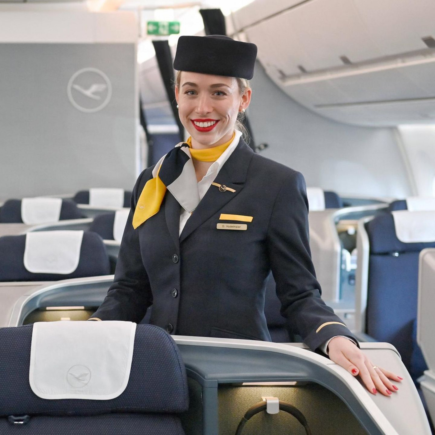 Crews bei Lufthansa sollen neue Uniformen bekommen