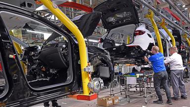 Opel will auch nach 2028 noch Verbrenner bauen