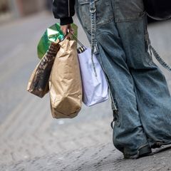 Verbraucher zurückhaltend: Angst vor Jobverlust wächst
