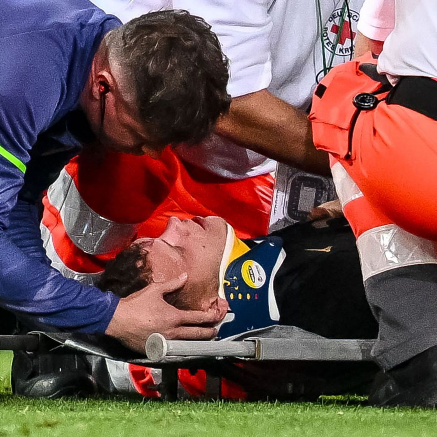 Horror-Zusammenprall im Topspiel: Boey entschuldigt sich bei Fellhauer