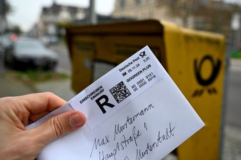 Post muss Werbung bei Haftung für Einschreiben ändern