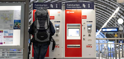 Preis des Deutschlandtickets soll 2026 auf 63 Euro steigen