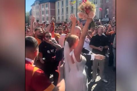 Galatasaray-Fans kapern Hochzeit – und umringen Brautpaar