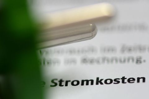 Verbraucher zahlen weniger für Strom und Gas