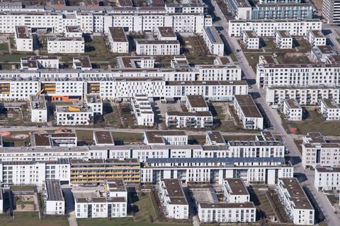 Studie: Wohnungsmangel verschärft Wirtschaftskrise