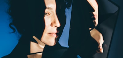 Forscher finden Ursache, warum Frauen häufiger an Depressionen erkranken