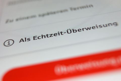 Mehr Schutz für Bankkunden bei sekundenschnellem Überweisen