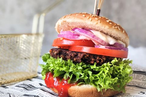 CSU-Agrarminister Rainer warnt vor "Veggie-Burger"-Verbot