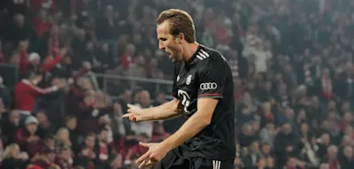 Spiel in Köln gedreht – Bayern profitiert auf dem Weg ins Achtelfinale von Abseitstor