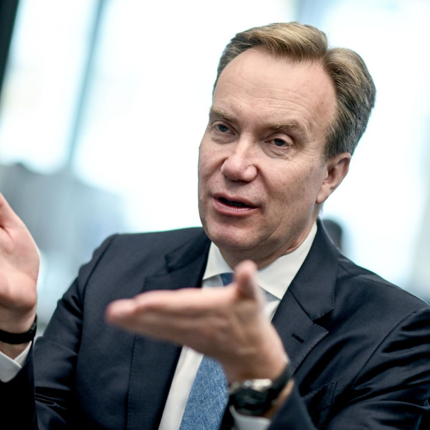WEF-Präsident Brende warnt vor KI-Blase