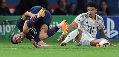 Wegen Foul an Hakimi – Journalist aus Paris droht Bayerns Star Diaz