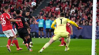 Bayer-Joker frustriert Superstar-Trainer und sorgt für Erlösung