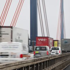 ADAC-Studie: So schlimm und teuer wären Brückensperrungen
