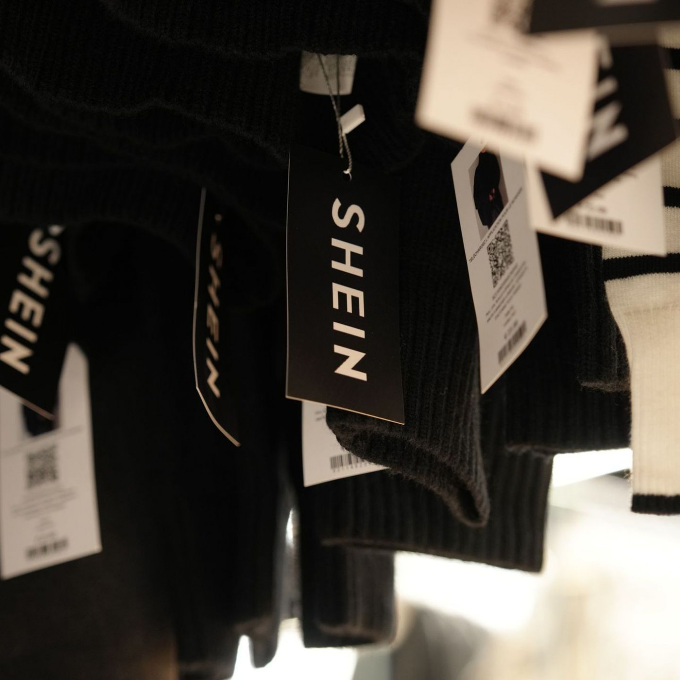 Frankreich kontrolliert 200.000 Shein-Pakete am Flughafen