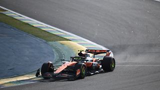 WM-Führender Norris hängt Red Bull verfluchenden Verstappen ab