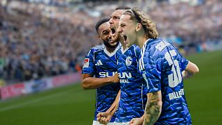 Ungläubiger FC Schalke 04 feiert die eigene Widerlichkeit