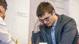 Deutschem gelingt Sensation gegen den Schach-Weltmeister