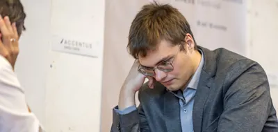 „Surreal“ – Junger Deutscher sorgt gegen den Schach-Weltmeister für eine Sensation