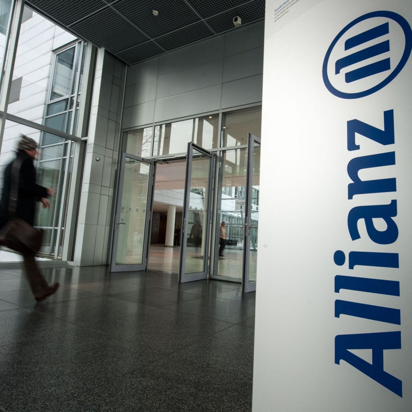 Allianz erhöht Gewinnprognose