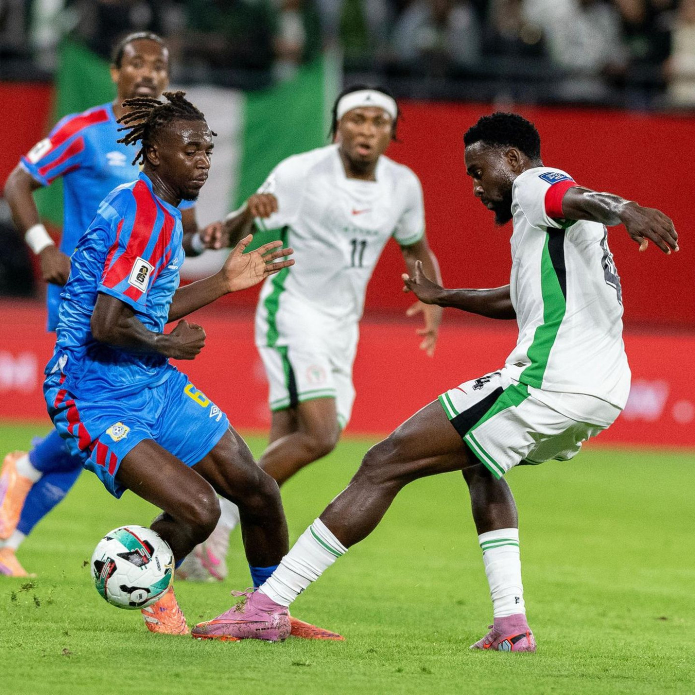 Nigerias Nationalcoach wirft Gegner Voodoo-Praktiken vor